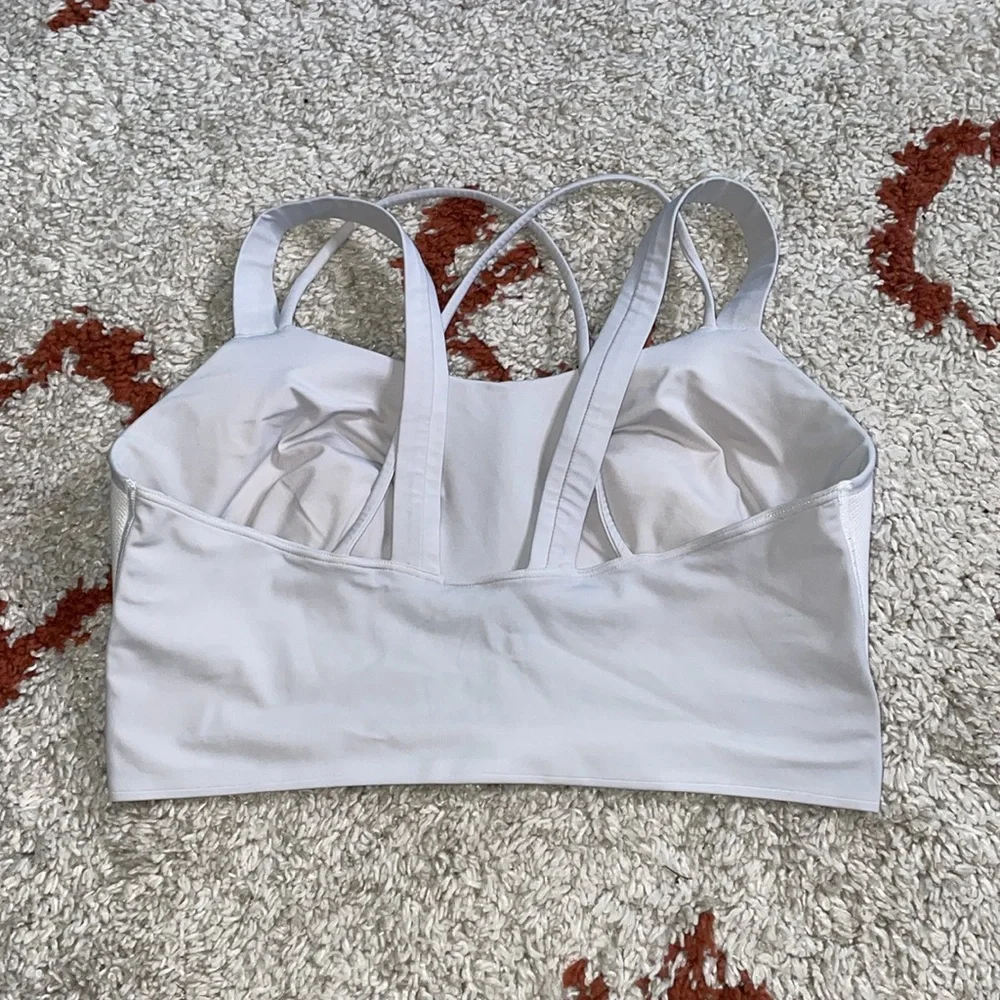 Lululemon- Like a Cloud Longline- Sz 10- Silver/White- C/D Cup! - Picture 9 of 11